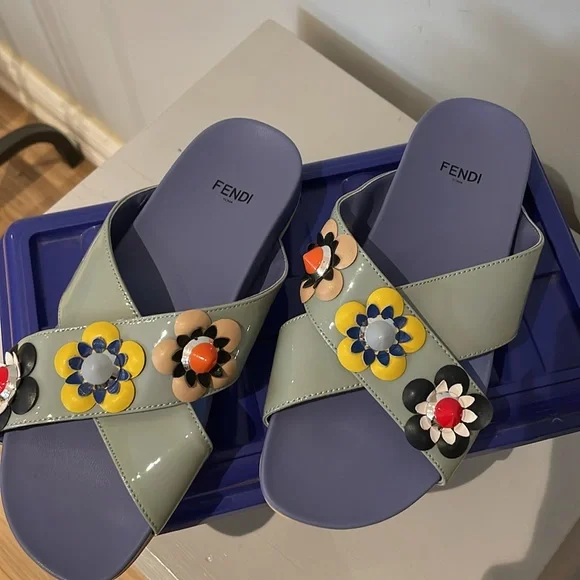 Fendi Flowerland Slides - Size 36 - Picture 5 of 14